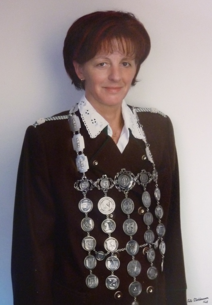 2004 Rita Barth